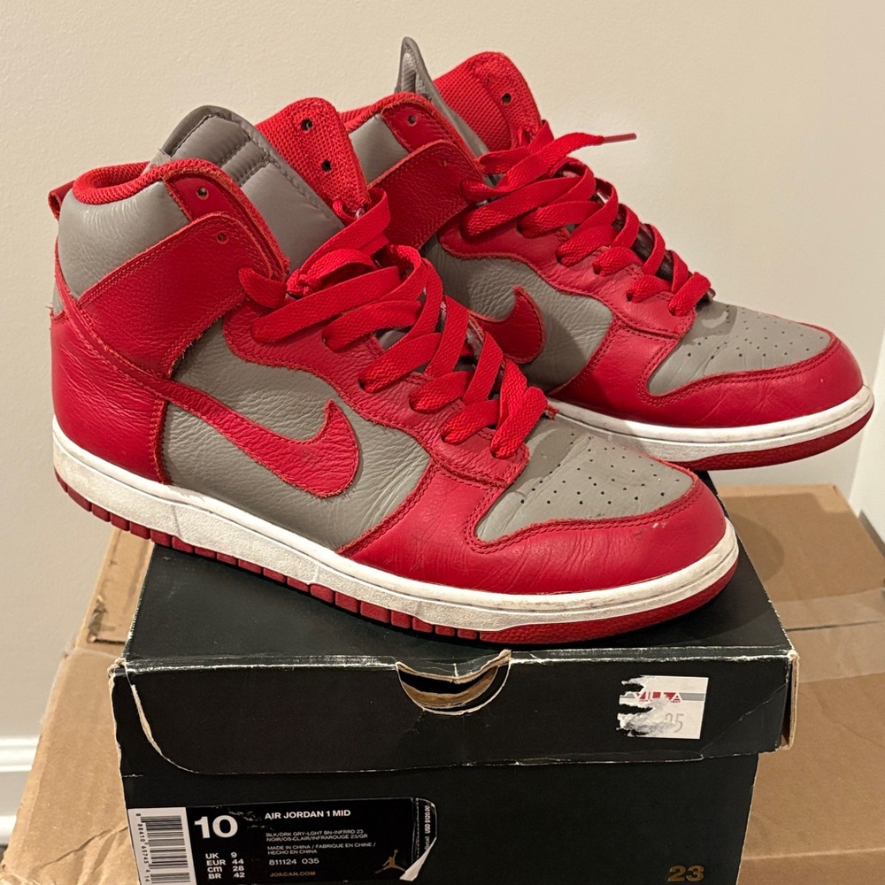 Nike Air Jordan 1 Red and Gray